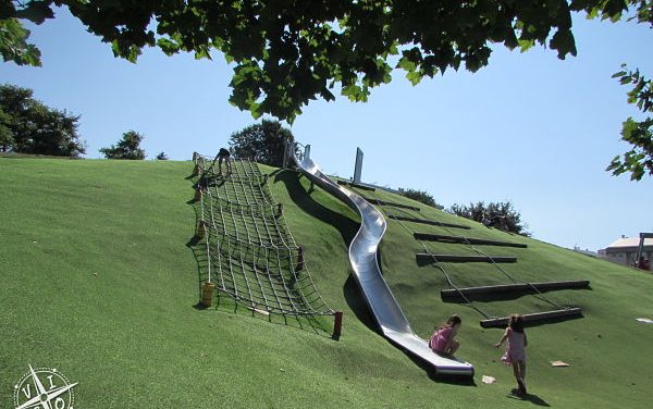 Parque de Eiris: el mejor parque infantil de A Coruña celebra la fiesta de la fresa