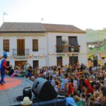 Festival de artistas de Rúa y Shopping Night 2026 en Redondela