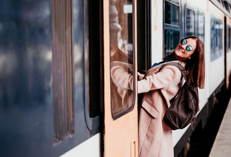 El tren Vigo- Oporto vuelve a 5,25 euros