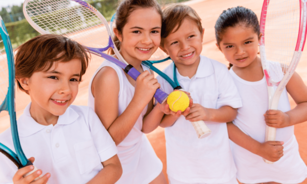 Clases gratuitas de tenis para niños
