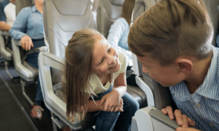 Consejos para viajar con niños en avión