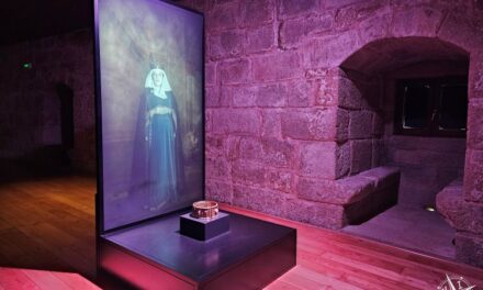 El Castillo de Sobroso se llena de misterio con sus visitas teatralizadas de Samaín