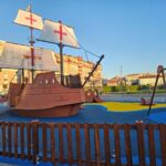 El Parque de Cristóbal Colón se inaugura con hinchables, chocolate y animación