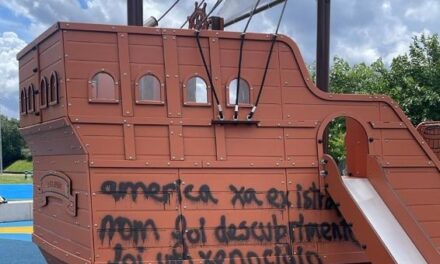Vandalizan la réplica de la carabela Santa María en el parque de Ánkar