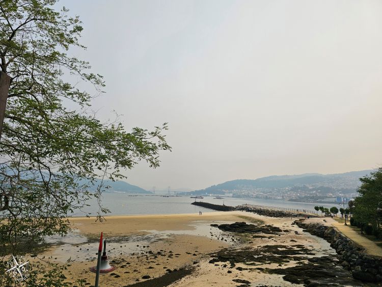 Playa de A Punta, en Teis, no es apta para el baño por contaminación fecal