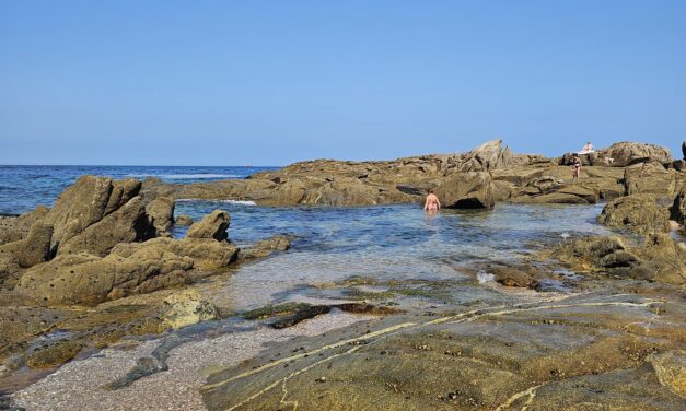 Baiona vuelve a prohibir el baño una de sus playas